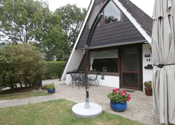 Uriges Mit Garten Und Grill By Interhome Burhave